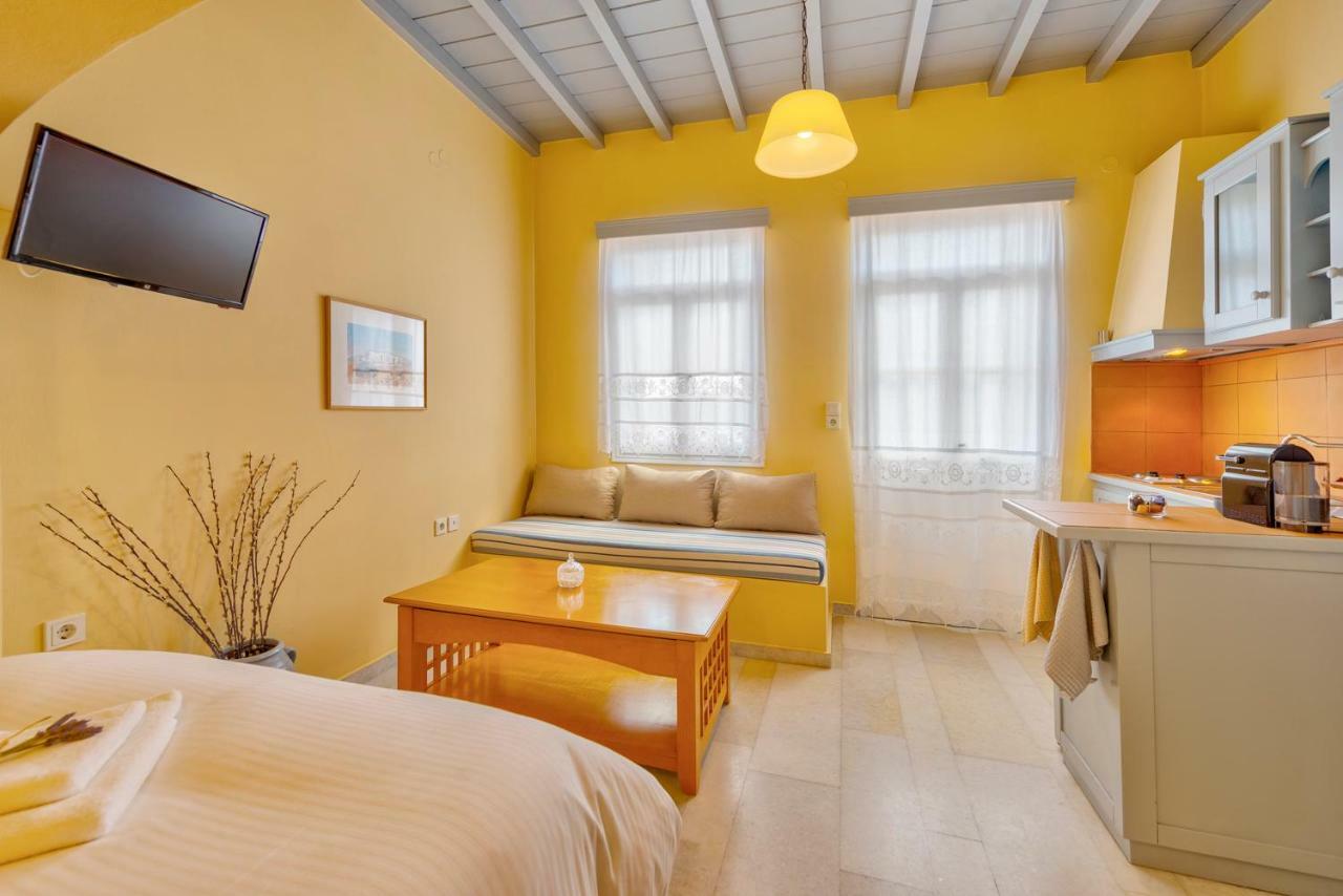 Island Of Luxury Apartments Ermoupoli Bagian luar foto